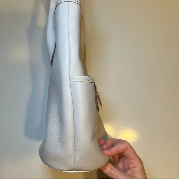 Dooney & Bourke Florentine Leather Satchel Bucket Handbag Purse Tote Ecru White - Picture 9 of 11